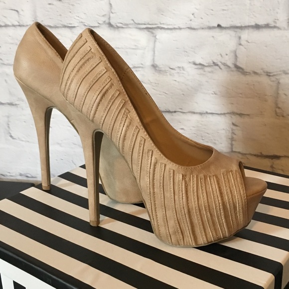 Shoe Dazzle Shoes - Faux Leather 6” Platform Heels